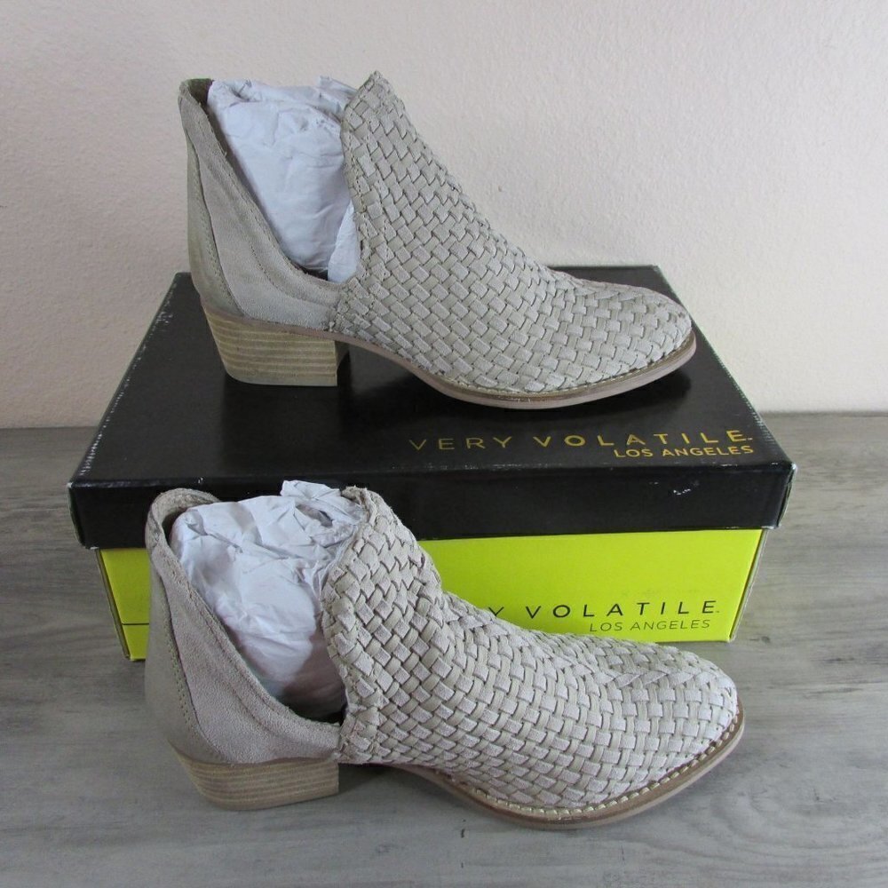 Volatile Women's 6 Veracruz Woven Ankle Boot - Ice Tan PVV702